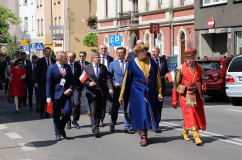 Galeria zdjęć z wojewódzkich obchodów Święta Narodowego Trzeciego Maja oraz 97. rocznicy wybuchu III powstania śląskiego /fot. A. Księżnik, A. Karendał/