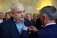 Galeria ze zdjęciami  z uroczystości z okazji  Śląskiego Dnia Budowlanych, podczas której wręczono  odznaczenia i medale /fot. K. Kamasiński/