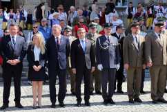 Galeria zdjęć z wojewódzkich obchodów Święta Narodowego Trzeciego Maja oraz 97. rocznicy wybuchu III powstania śląskiego /fot. A. Księżnik, A. Karendał/