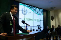 Fotogaleria z uroczystości barbórkowych w Głównym Instytucie Górnictwa z udziałem wojewody śląskiego.