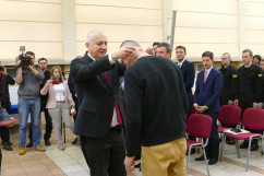 Zdjęcia z wizyty ministra spraw wewnętrznych i administracji Joachima Brudzińskiego w Katowicach.