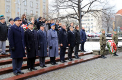 Galeria ze zdjęciami z wojewódzkich uroczystości z okazji 150. rocznicy urodzin marszałka Józefa Piłsudskiego /fot. A. Karendał/