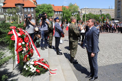 Galeria zdjęć z wojewódzkich obchodów Święta Narodowego Trzeciego Maja oraz 97. rocznicy wybuchu III powstania śląskiego /fot. A. Księżnik, A. Karendał/