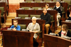 Galeria zdjęć z Dnia Babci i Dziadka zorganizowanego w Urzędzie /fot. A. Karendał, A. Kucharzewska/