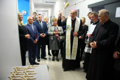 Zdjęcia z otwarcia oddziałów okulistyki oraz anestezjologii i intensywnej terapii w powiecie będzińskim.