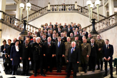 Galeria zdjęć z uroczystości wręczenia odznaczeń państwowych przez wojewodę Jarosława Wieczorka /fot. A. Karendał/