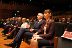 Fotogaleria z 50. inauguracji roku akademickiego Uniwersytetu Śląskiego, w której uczestniczył m.in. wojewoda śląski Jarosław Wieczorek, wicepremier Jarosław Gowin i sekretarz stanu w Ministerstwie Sprawiedliwości  Michał Wójcik.