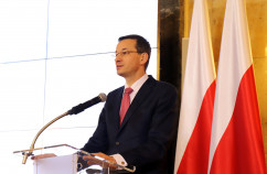 Galeria zdjęć z prezentacji Programu dla Śląska  oraz podpisania umowy w ramach programu Mieszkanie Plus w Śląskim Urzędzie Wojewódzkim /fot. A. Karendał/