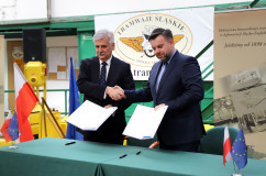 Galeria zdjęć z konferencji prasowej i podpisania umowy na modernizację infrastruktury tramwajowej /fot. A. Karendał/
