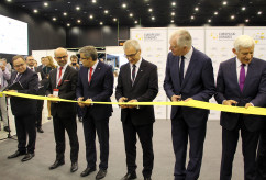 Fotogaleria ze zdjęciami z pierwszego dnia VII Europejskiego Kongresu Małych i Średnich Przedsiębiorstw z udziałem m.in. wicepremiera Jarosława Gowina i wojewody Jarosława Wieczorka /fot. A. Karendał/