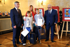 Galeria zdjęć z konferencji z okazji Europejskiego Dnia Numeru Alarmowego 112 /fot. A. Karendał/