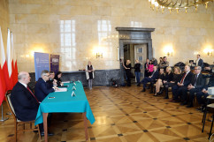 Galeria zdjęć z konferencji poświęconej realizacji programu 