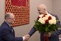 Galeria zdjęć ze spotkania wojewodów z byłym i obecnym szefem MSWiA w Warszawie /fot. MSWiA/