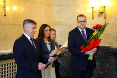 Galeria zdjęć z obchodów jubileuszu 25-lecia istnienia Stałego Sądu Polubownego w Katowicach, w których udział wziął wicewojewoda śląski Mariusz Trepka.