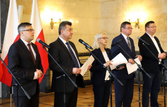 Galeria zdjęć z briefingu prasowego zapowiadającego wzrost środków z budżetu państwa przeznaczonych dla województwa śląskiego /fot. A. Karendał/