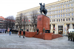 Galeria ze zdjęciami z wojewódzkich uroczystości z okazji 150. rocznicy urodzin marszałka Józefa Piłsudskiego /fot. A. Karendał/
