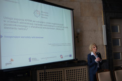 Fotogaleria przedstawia inauguracyjne warsztaty dla pracowników inspekcji ochrony roślin i nasiennictwa oraz inspekcji sanitarnej, które w imieniu Wojewody Śląskiego otworzył Dyrektor Generalny ŚUW.