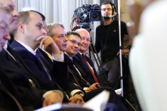 Galeria zdjęć z prezentacji Programu dla Śląska  oraz podpisania umowy w ramach programu Mieszkanie Plus w Śląskim Urzędzie Wojewódzkim /fot. A. Karendał/