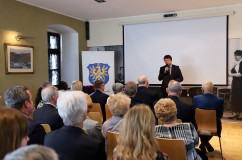 Fotogaleria zdjęć  z obchodów 50. rocznicy śmierci Zofii Kossak-Szczuckiej w Górkach Wielkich /fot. A. Karendał/