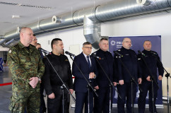 Fotogaleria z ćwiczeń z zakresu zarządzania kryzysowego, które odbyły się w katowickim 