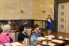 Galeria zdjęć ze spotkania z przedstawicielami środowiskowych domów samopomocy społecznej z udziałem wicewojewody Jana Chrząszcza /fot. A. Karendał/