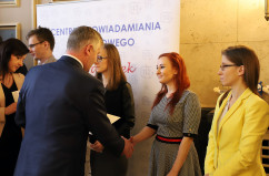 Galeria zdjęć z konferencji z okazji Europejskiego Dnia Numeru Alarmowego 112 /fot. A. Karendał/
