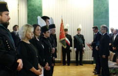 Fotogaleria z uroczystości barbórkowych w Głównym Instytucie Górnictwa z udziałem wojewody śląskiego.