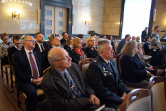 Wojewoda śląski Jarosław Wieczorek przedstawił na konferencji prasowej działania na rzecz województwa śląskiego podczas dwuletniej pracy rządu premier Beaty Szydło  / zdjęcia: B. Szwedowski