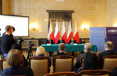 Galeria zdjęć z konferencji poświęconej realizacji programu 