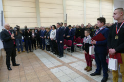 Zdjęcia z wizyty ministra spraw wewnętrznych i administracji Joachima Brudzińskiego w Katowicach.