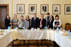 Fotogaleria z Dnia Kobiet w Śląskim Urzędzie Wojewódzkim.