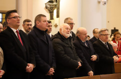 Galeria zdjęć z uroczystości z okazji 20. rocznicy święceń biskupich metropolity katowickiego abp Skworca z udziałem wojewody Jarosława Wieczorka /fot. A. Karendał/