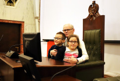 Galeria zdjęć z Dnia Babci i Dziadka zorganizowanego w Urzędzie /fot. A. Karendał, A. Kucharzewska/