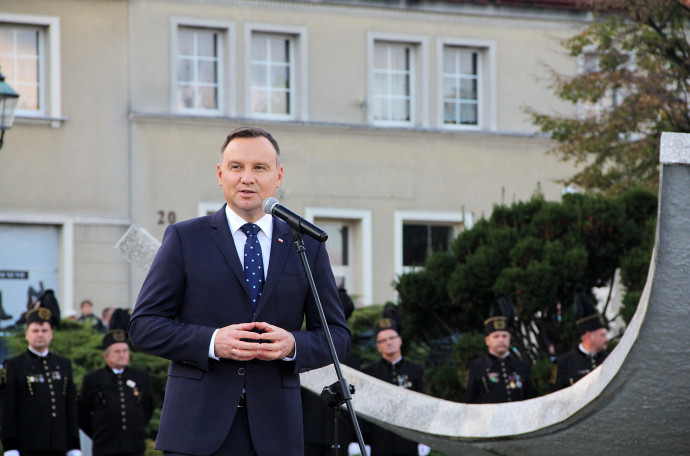 Prezydent Andrzej Duda podczas przemówienia na rynku w Wodzisławiu Śląskim /fot. Anna Karendał/