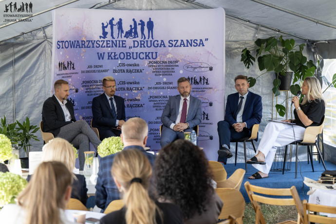 Prelegenci podczas spotkania Centrów Integracji Społecznej.